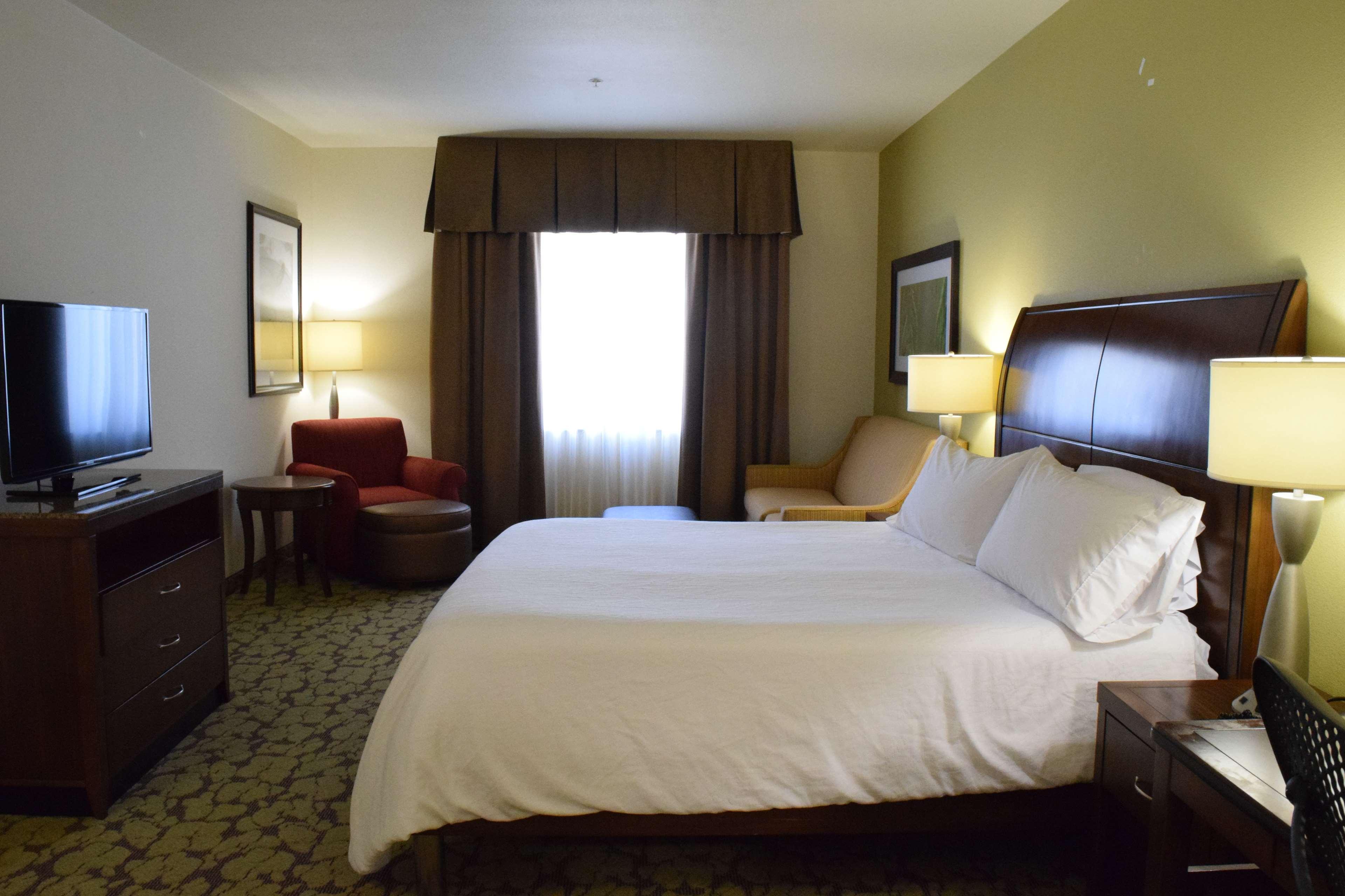 Hilton Garden Inn Rochester Downtown, Ny Exterior photo